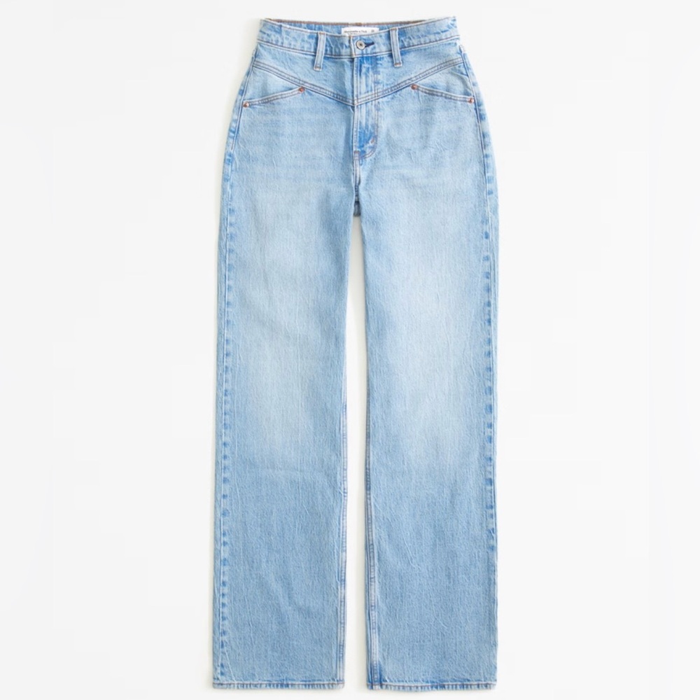 Abercrombie & Fitch Curve Love High Rise 90s Relaxed Jean with front yoke detail